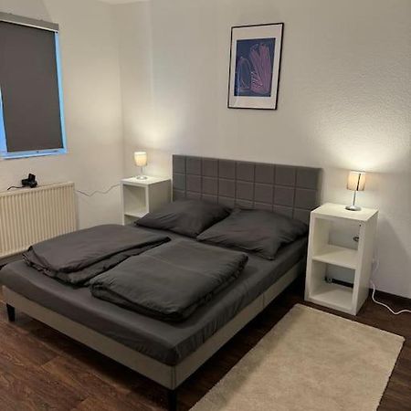 Townhouse Fuer 10 Personen Mit Garten Esslingen am Neckar Exterior foto