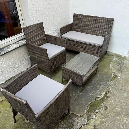 Townhouse Fuer 10 Personen Mit Garten Esslingen am Neckar Exterior foto